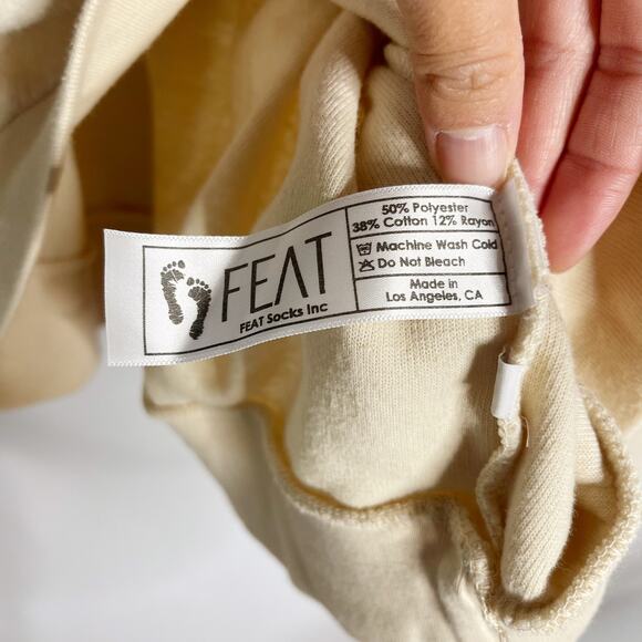 Feat Clothing Mens Medium Oatmilk Cream BlanketBlend Crew Neck Sweatshirt Cotton - Picture 8 of 10